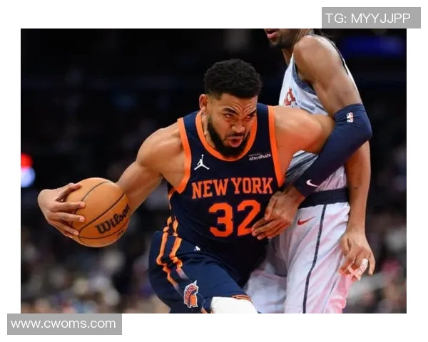 尼克斯与鹈鹕激战正酣腾讯直播全程呈现精彩瞬间