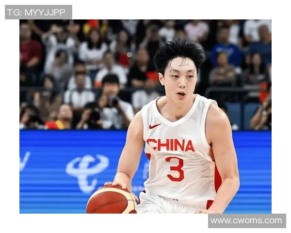 胡明轩:从年轻球员到篮球明星的成长之路与未来展望