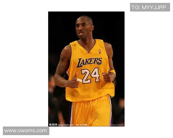 詹姆斯与科比最后交手的传奇时刻与篮球历史的深远影响