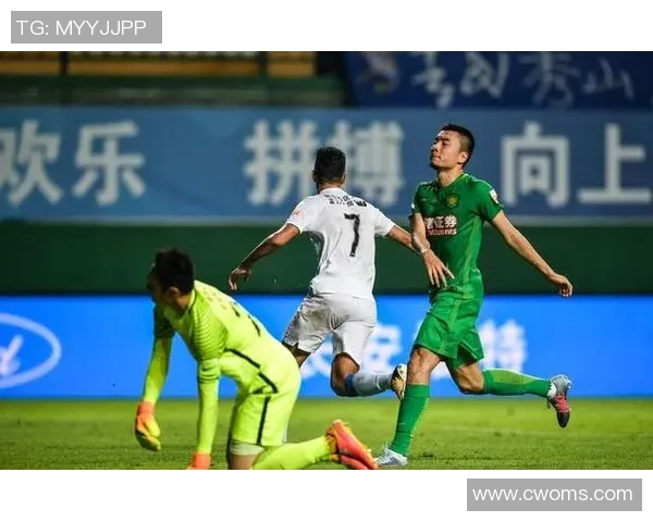 广州恒大力争主场胜利迎战梅州铁汉全力以赴争夺三分之战